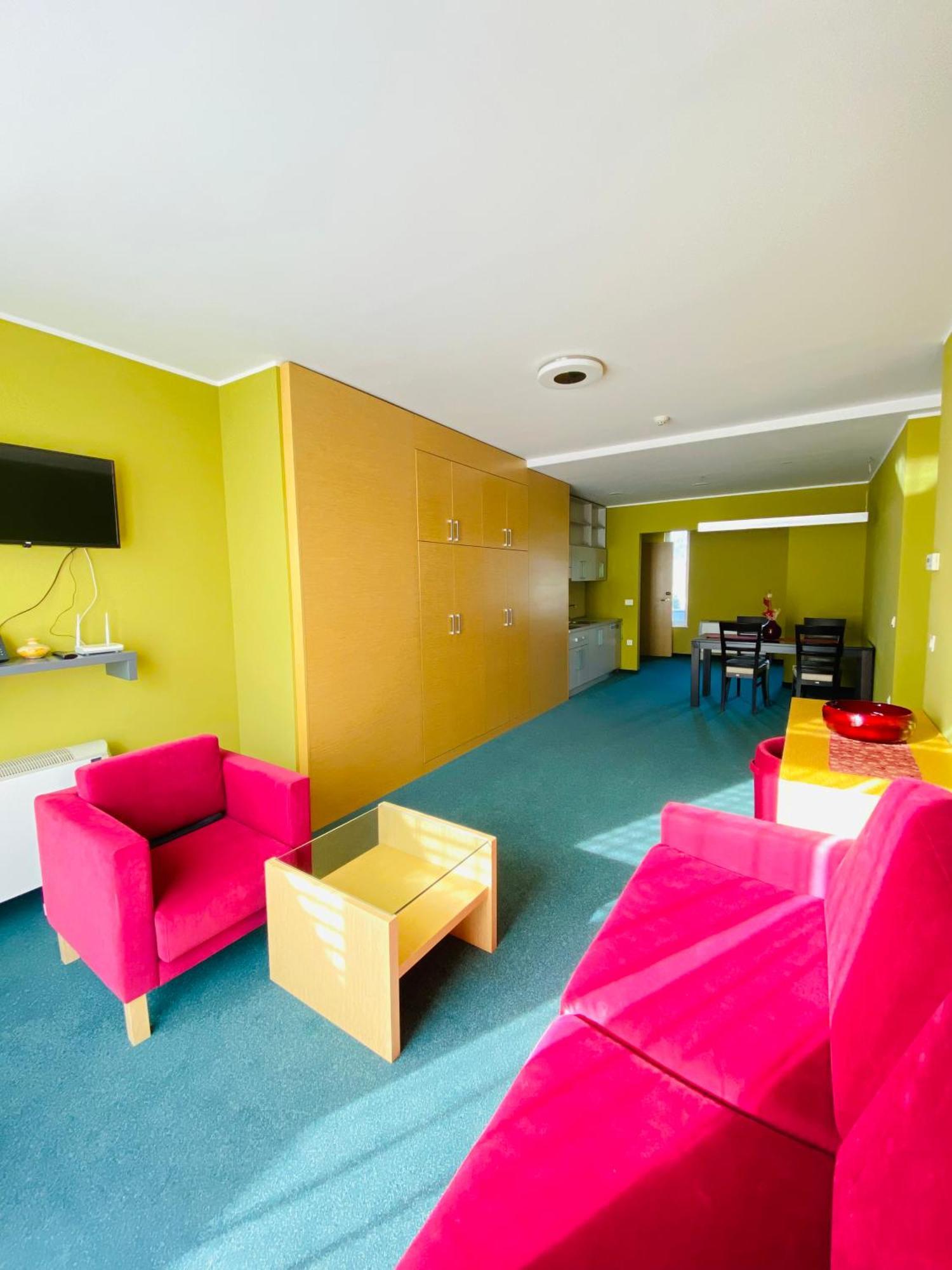 Hotel Veter 루즈 외부 사진