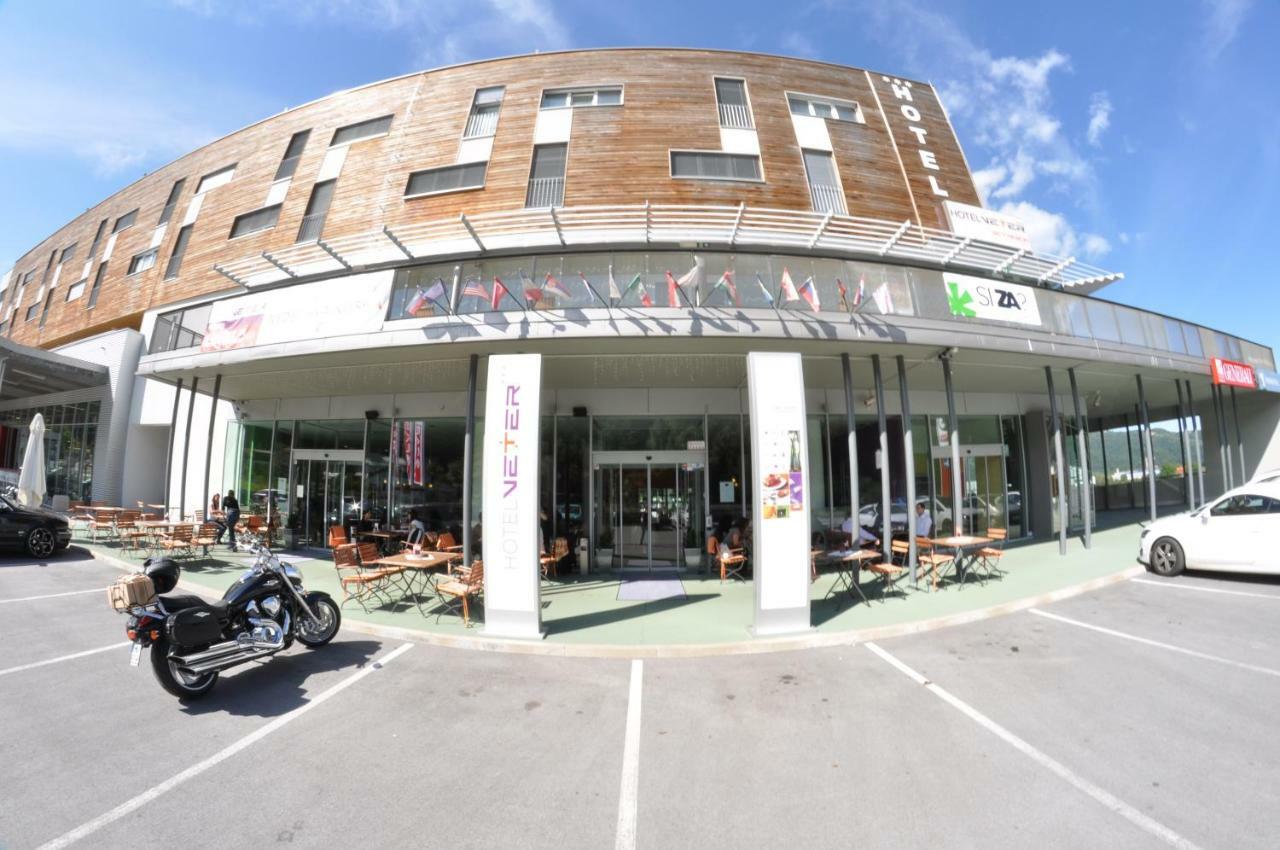 Hotel Veter 루즈 외부 사진