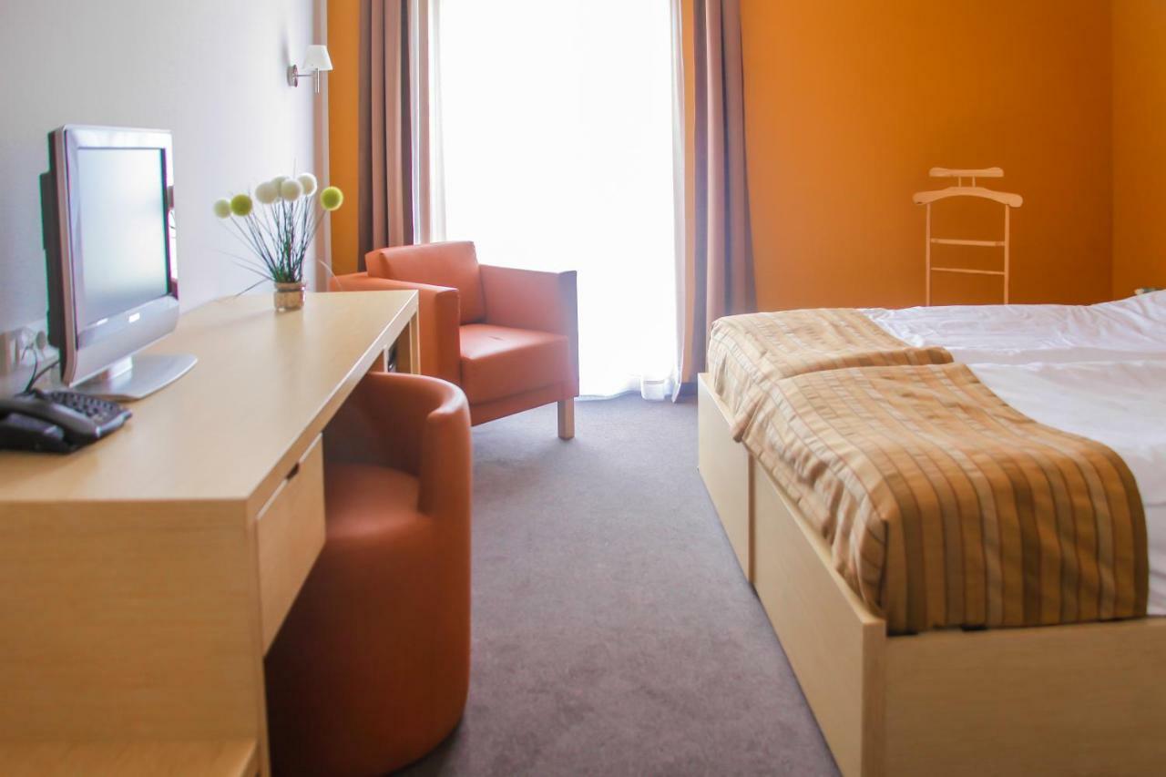 Hotel Veter 루즈 외부 사진