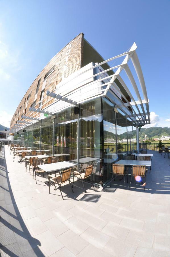 Hotel Veter 루즈 외부 사진
